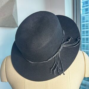 2016 American Eagle Outfitters Black Women's Hat